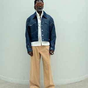NUM 7 - Le Charismatique